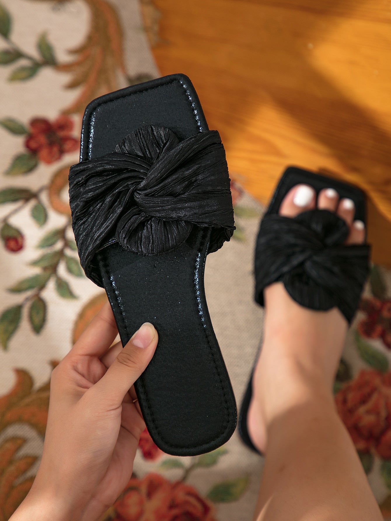 Women's Flat Slippers, Champagne-Color Fashionable & Comfortable Sandals, Ladies' Casual Bow-Tied Flat Sandals For Holiday, Elegant Minimalist Style