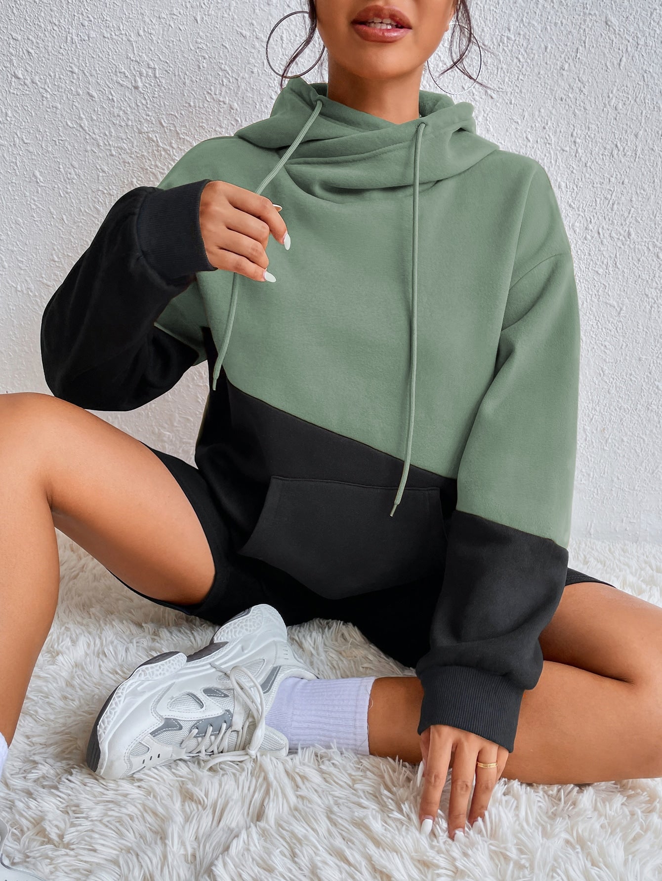 Colorblock Kangaroo Pocket Drawstring Hoodie