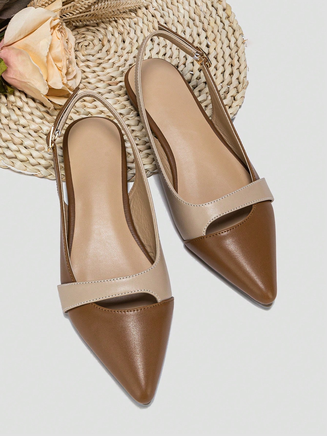 Women's Pointed Toe Flat Shoes With French Style, Vintage Color Block Design And Hollow Out Details For Summer, Perfectly Matched With Dresses