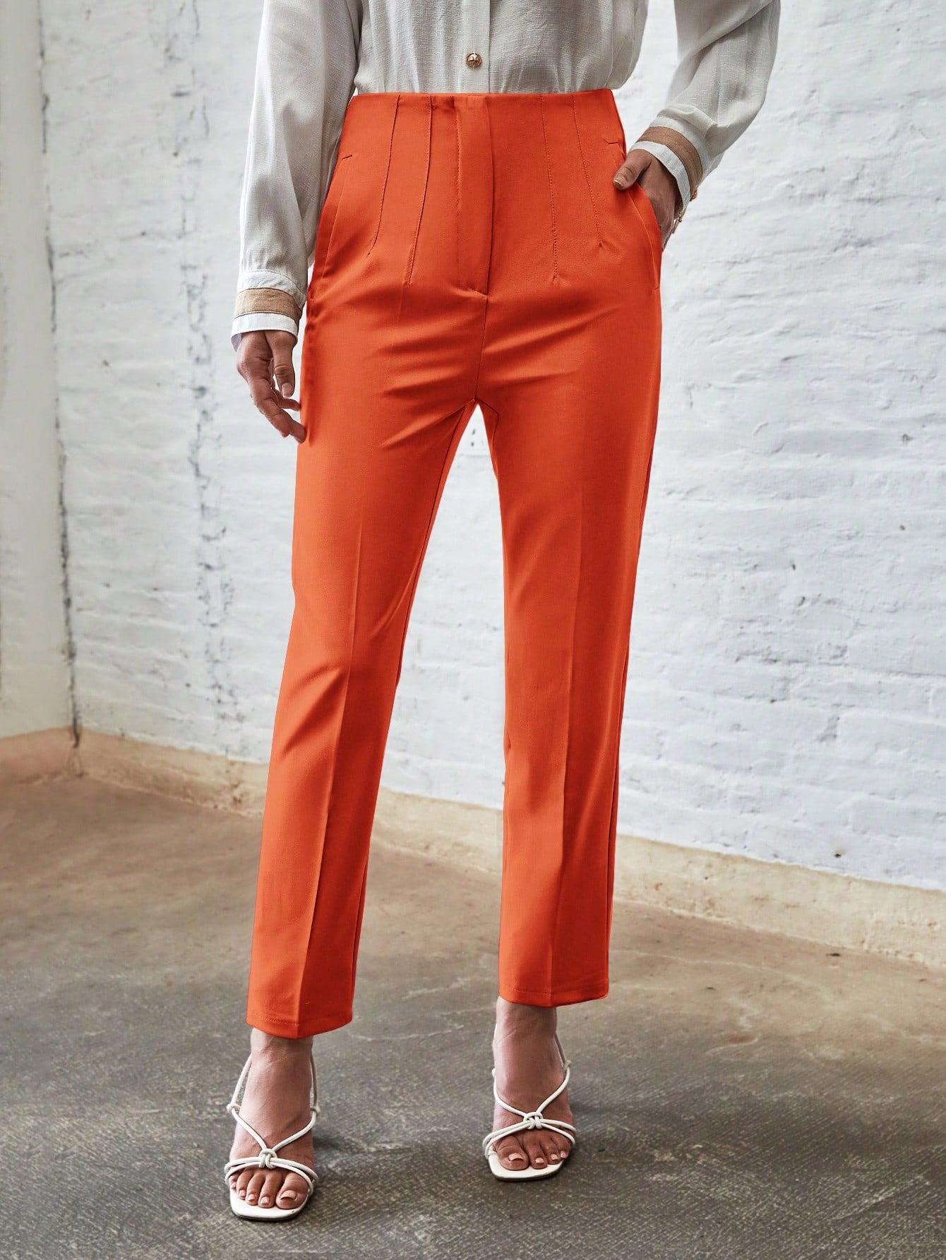 BIZwear Slant Pockets Zipper Fly Carrot Pants Workwear