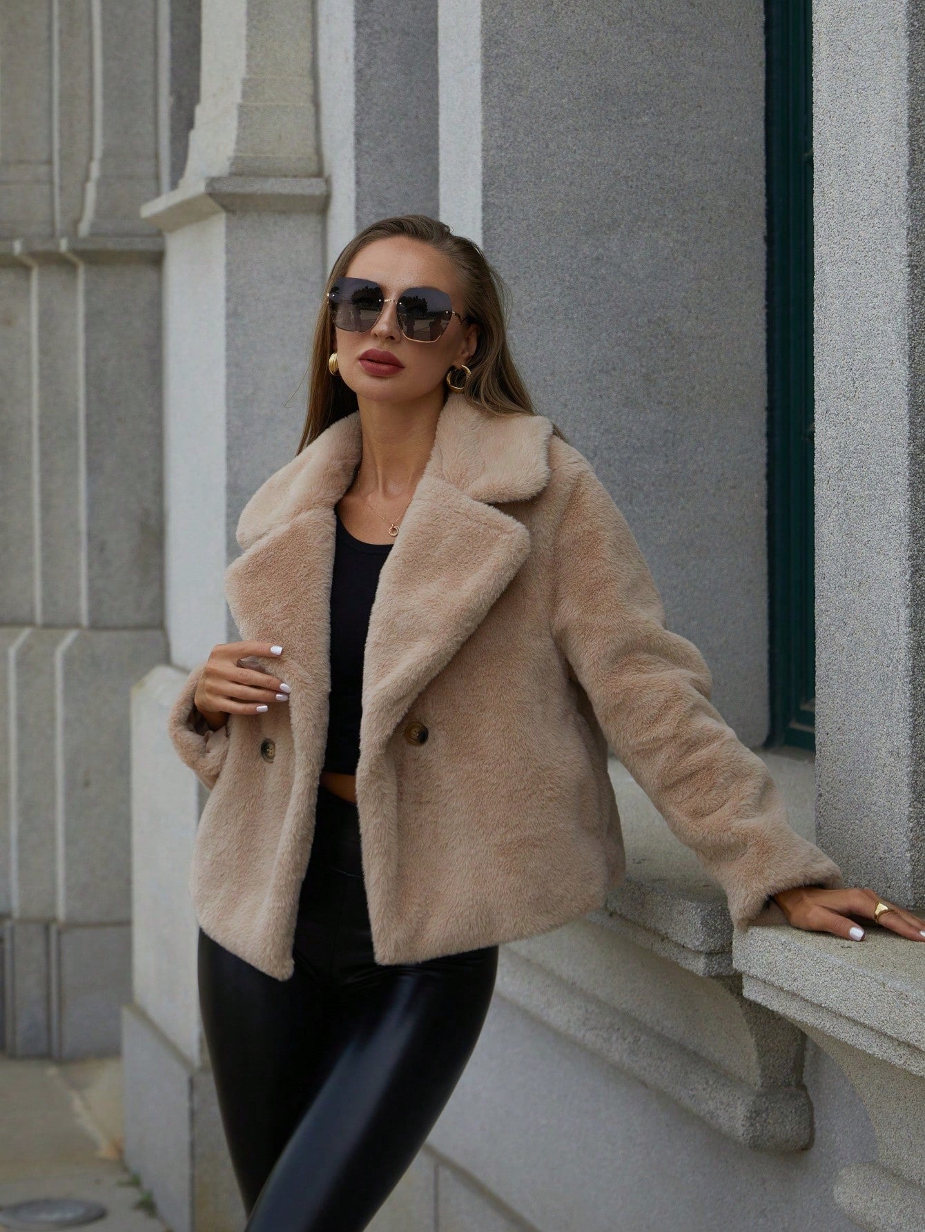 RELISH NOLESS Solid Color Turn Down Collar Plush Coat