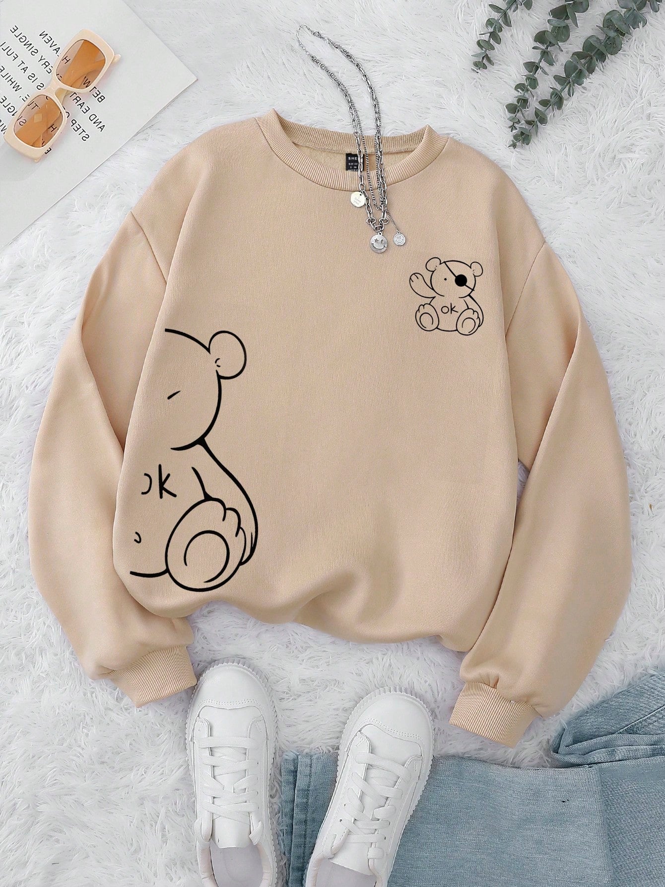 Cartoon Graphic Thermal Lined Sweatshirt