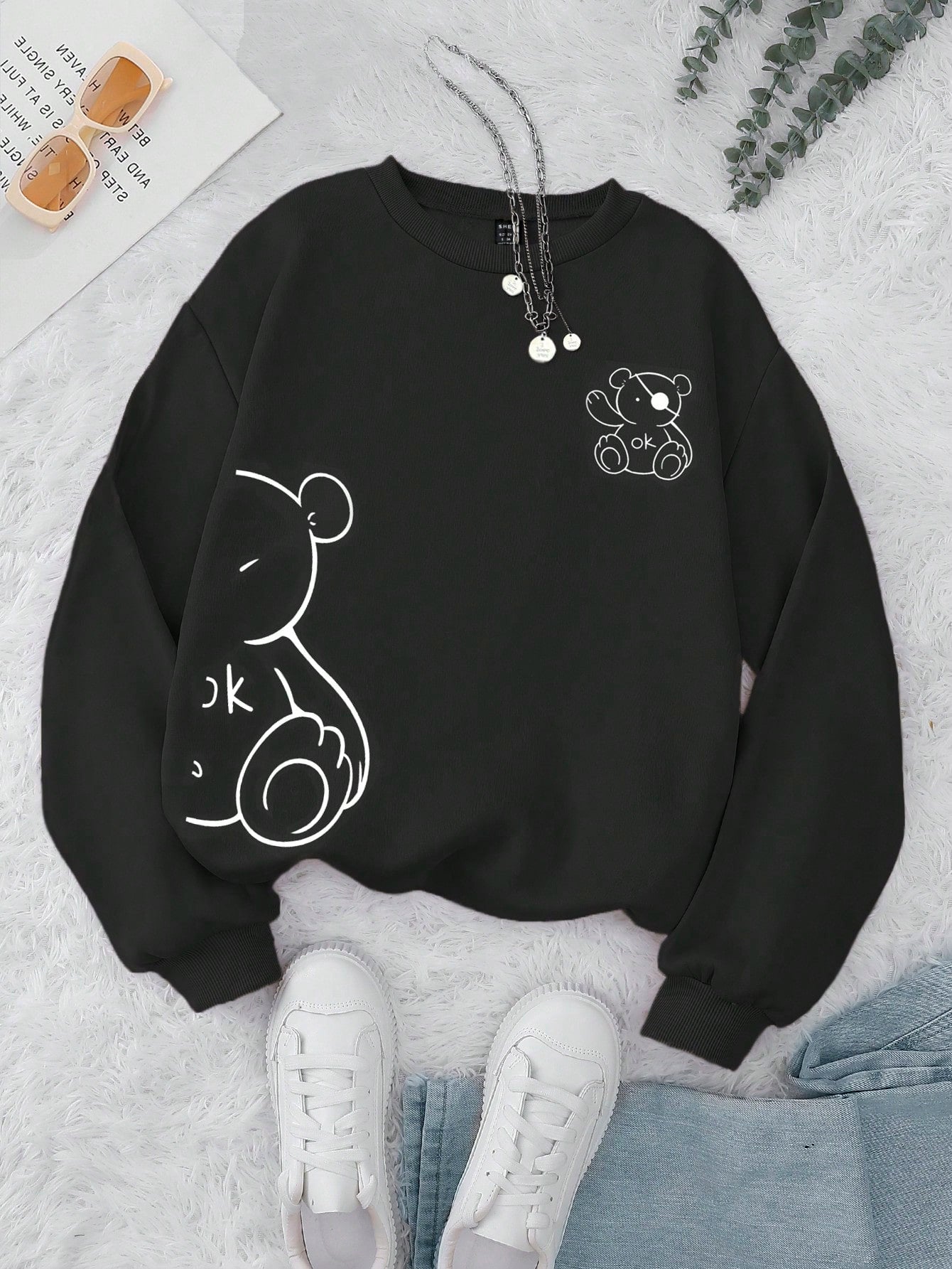 Cartoon Graphic Thermal Lined Sweatshirt