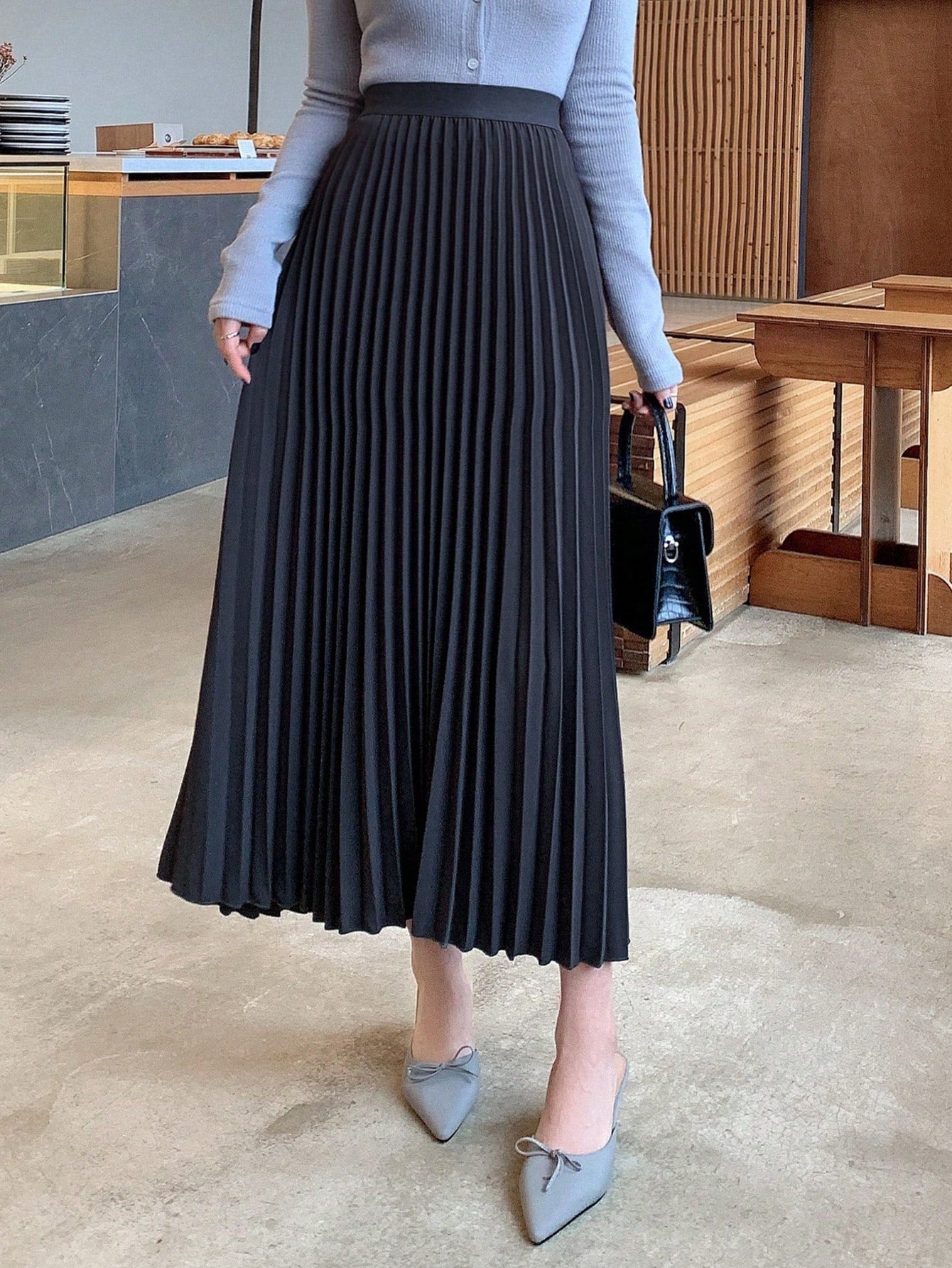 Solid Color High Waisted Pleated Skirt