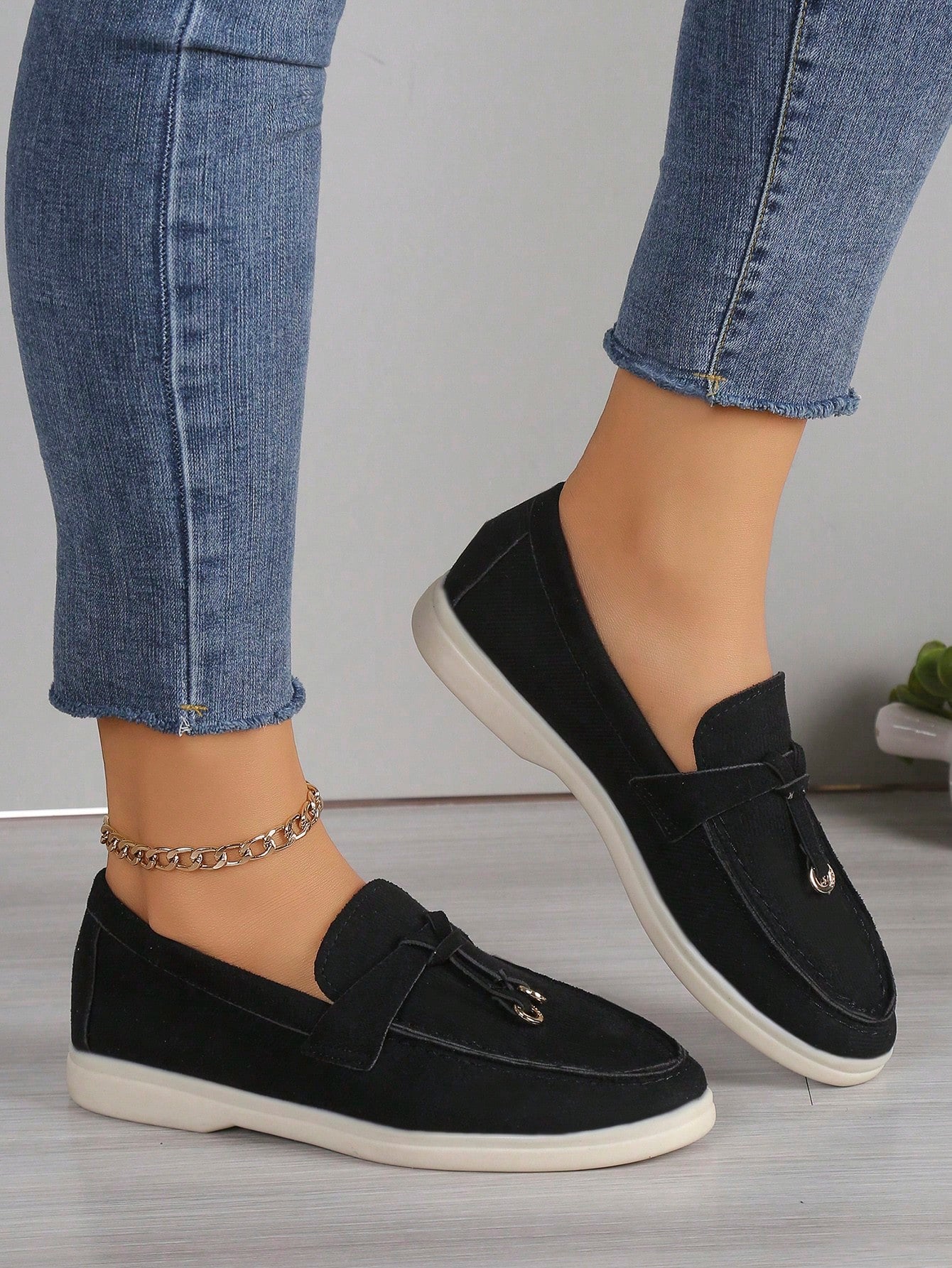 Women's Comfortable And Fashionable Solid Color Round Toe Slip-On Loafers, Multiple Colors Available, Green, Soft And Comfortable Flat Shoes For Casual Wear