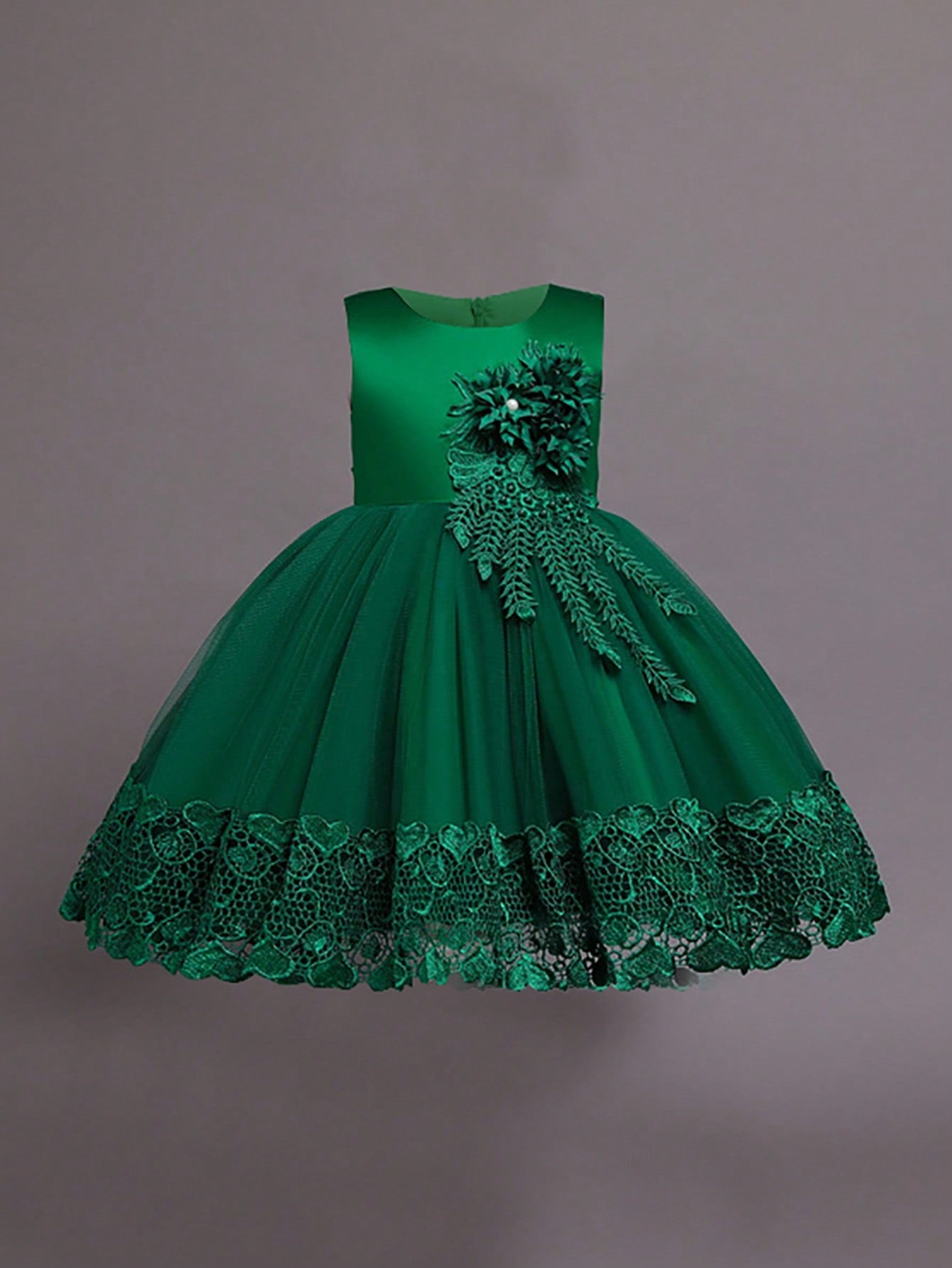 Young Girl Solid Color Sleeveless Round Collar Dress With 3d Flower Decoration And Tulle Spliced Puffy Skirt, Elegant Dress For Party