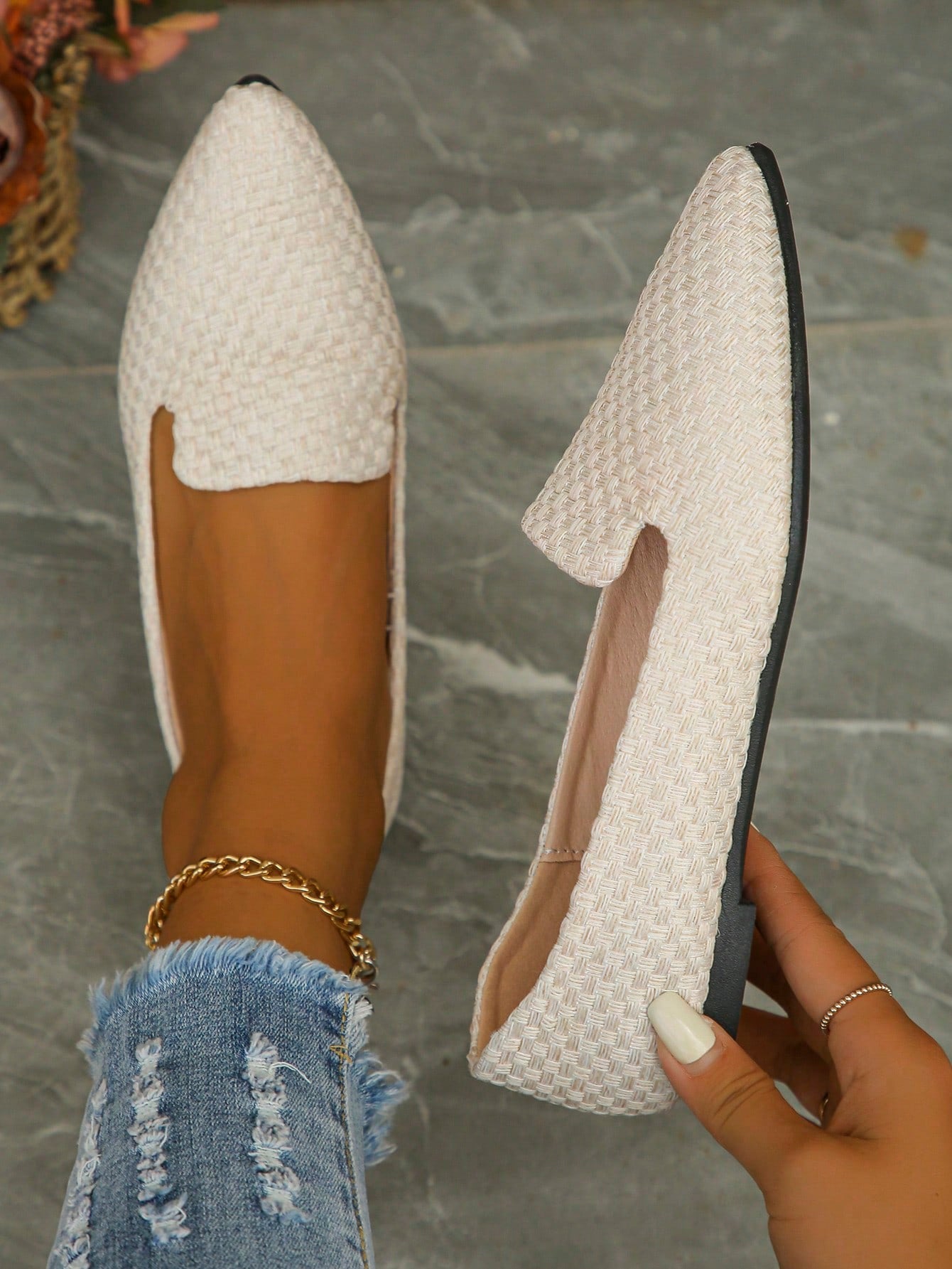 35-45 Size Women's Pointed Toe Flat Shoes For Spring And Autumn, For Everyday Wear, Can Fit For Skirt, Solid Color, Light Color And Rice Color Optional