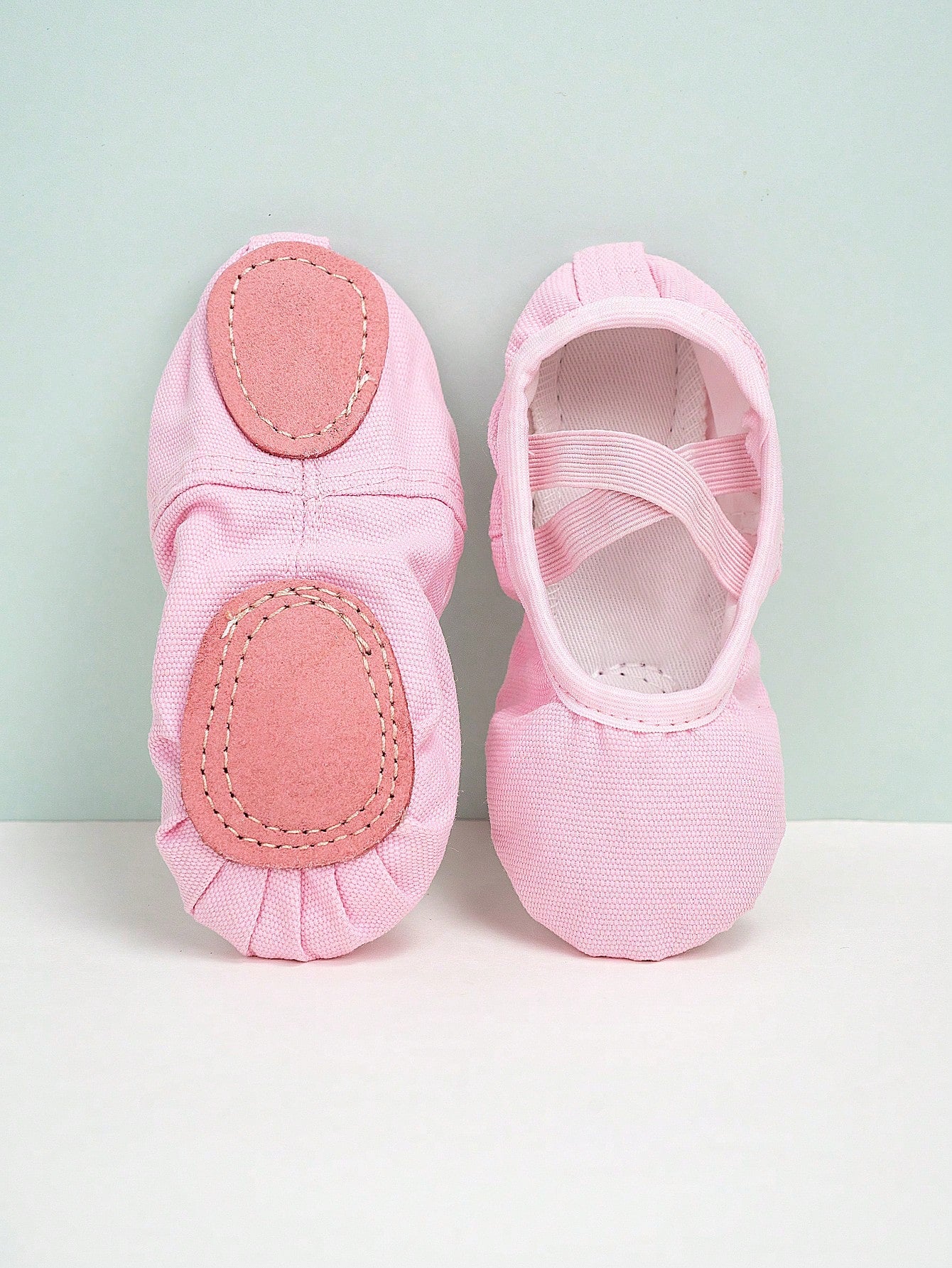 Children's Indoor Practice Shoes, Girls' Soft Soled, Elastic Cloth, Comfortable, Durable, Slip-On Ballet Dance Shoes