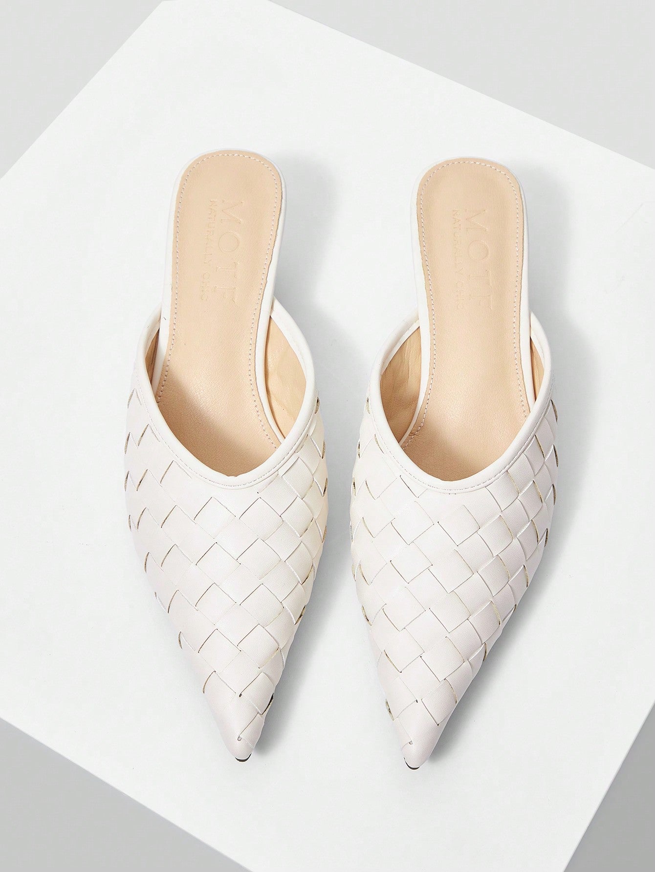 POINTED, THIN HEELED, WOVEN, FASHIONABLE WOMEN'S HIGH HEELS