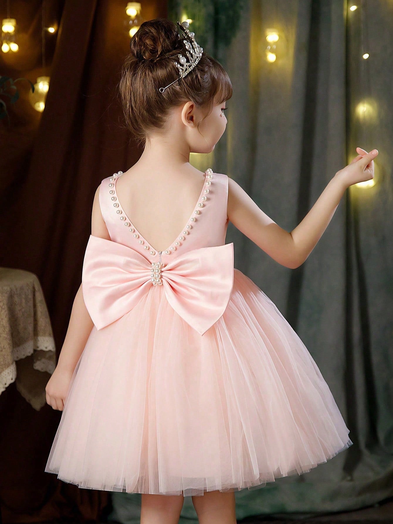Young Girl Pearl Decorated Bowknot Back Deep V Dress Princess Dress Suitable For Girls Birthday Party Prom Party Festival Celebration Wedding Flower Girl Stage Performance Costume