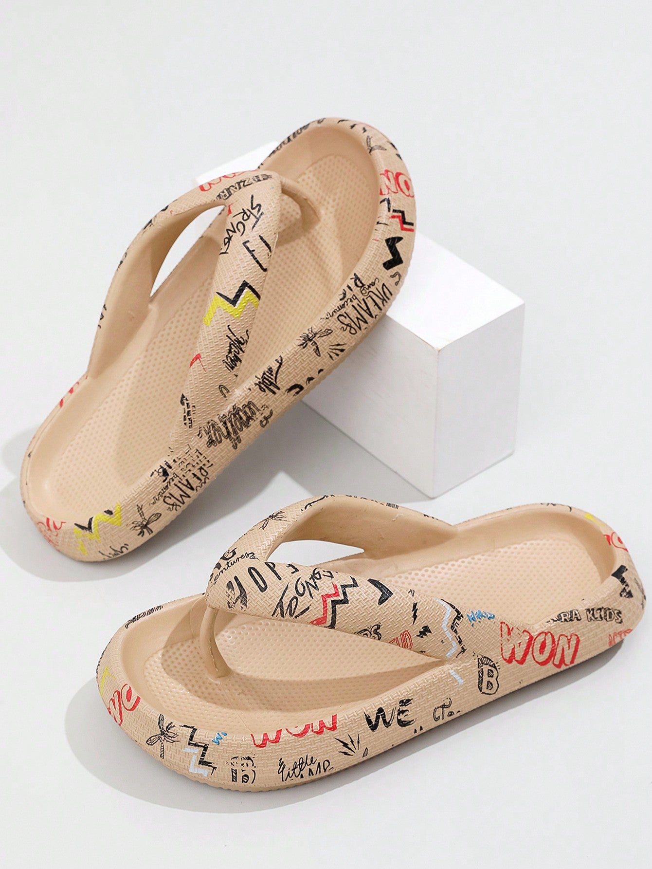 Summer Ladies" Thick Soft Bottom EVA Molded One-Piece Solid Color Roman Sandals, Slip-Resistant Beach Resort Comfortable Casual Slippers