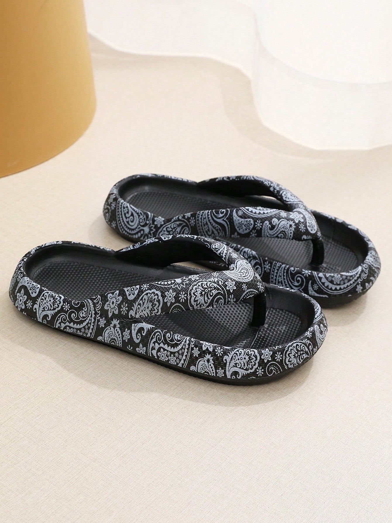 Summer Ladies" Thick Soft Bottom EVA Molded One-Piece Solid Color Roman Sandals, Slip-Resistant Beach Resort Comfortable Casual Slippers