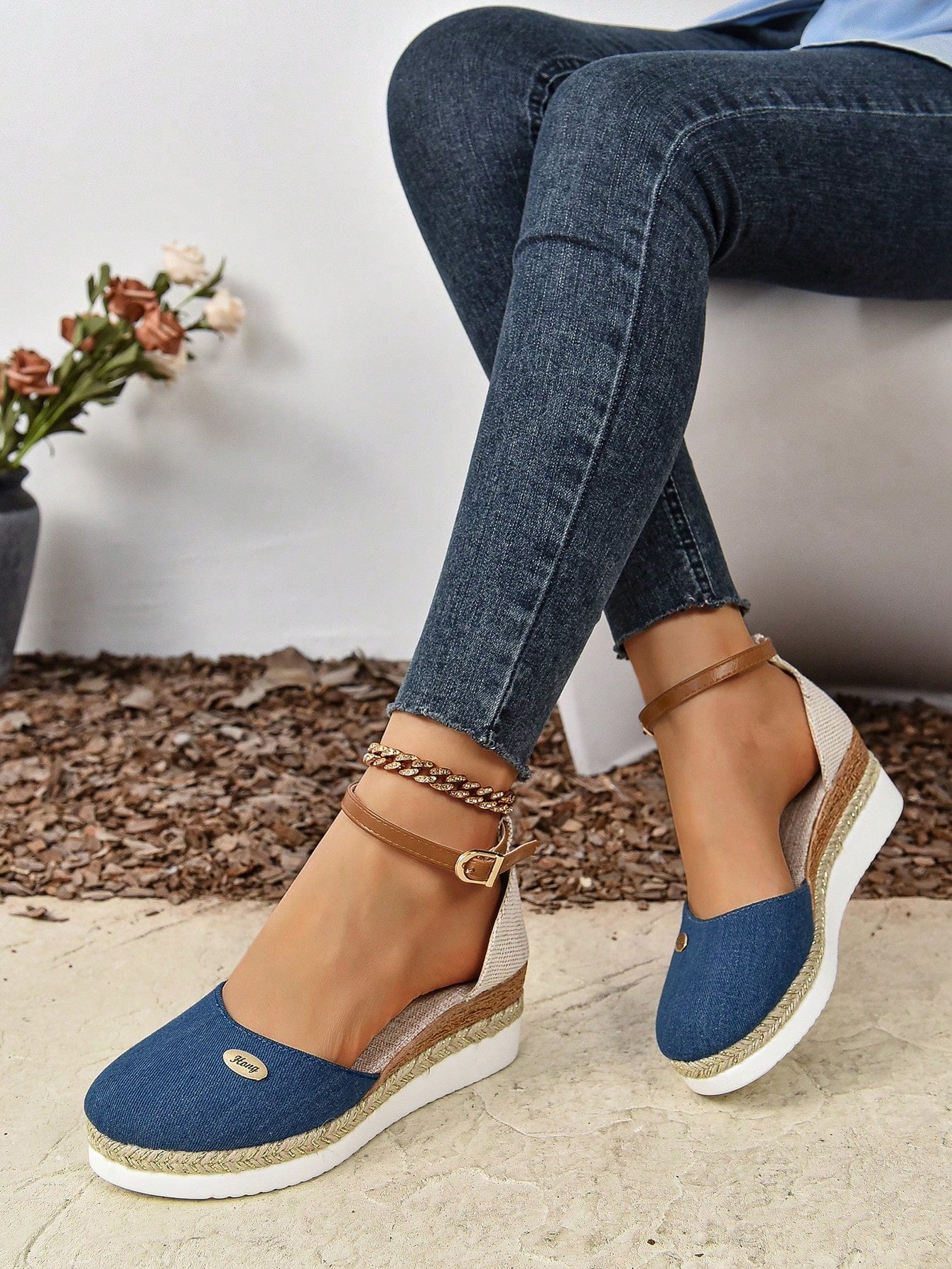 Ladies Large Size New Plaid Bright Silk Decoration Fashionable Color Matching Closed Toe Lightweight Rope Elegant Wedge Heel Shoes