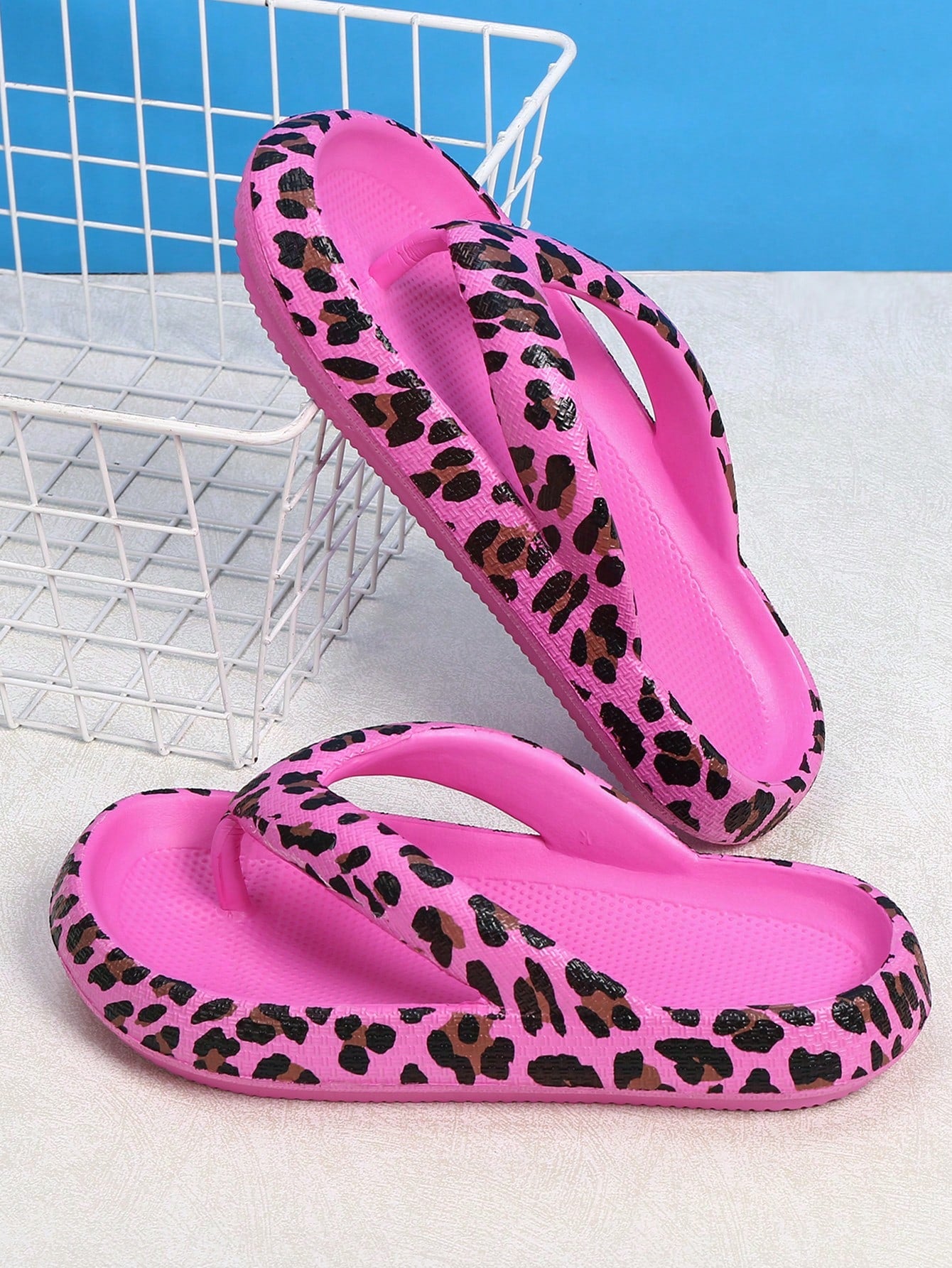 Summer Ladies" Thick Soft Bottom EVA Molded One-Piece Solid Color Roman Sandals, Slip-Resistant Beach Resort Comfortable Casual Slippers