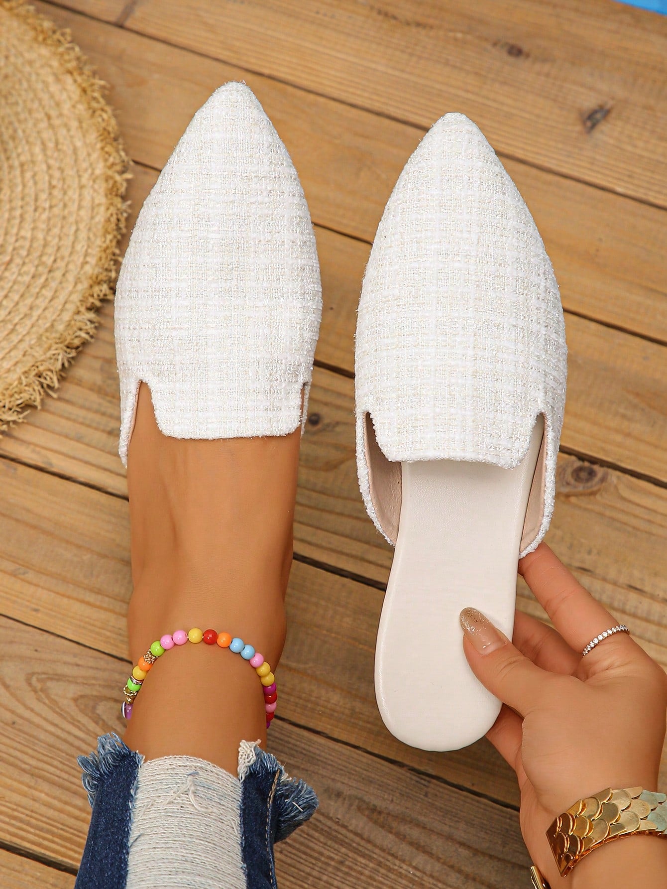Large Size 35-45 Women's Fashion Pointed Toe Colorful Glitter Flat Mules Slip-Ons For Daily Wear And Outdoor Activity Occasion, Soft Bottom Women's Flats