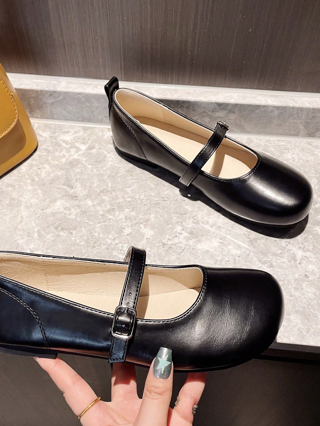 Women's Vintage Mary Jane Flat Shoes With Round Toe And Shallow Mouth, French Style, Elegant Shoes For Women With Large Sizes 41-43