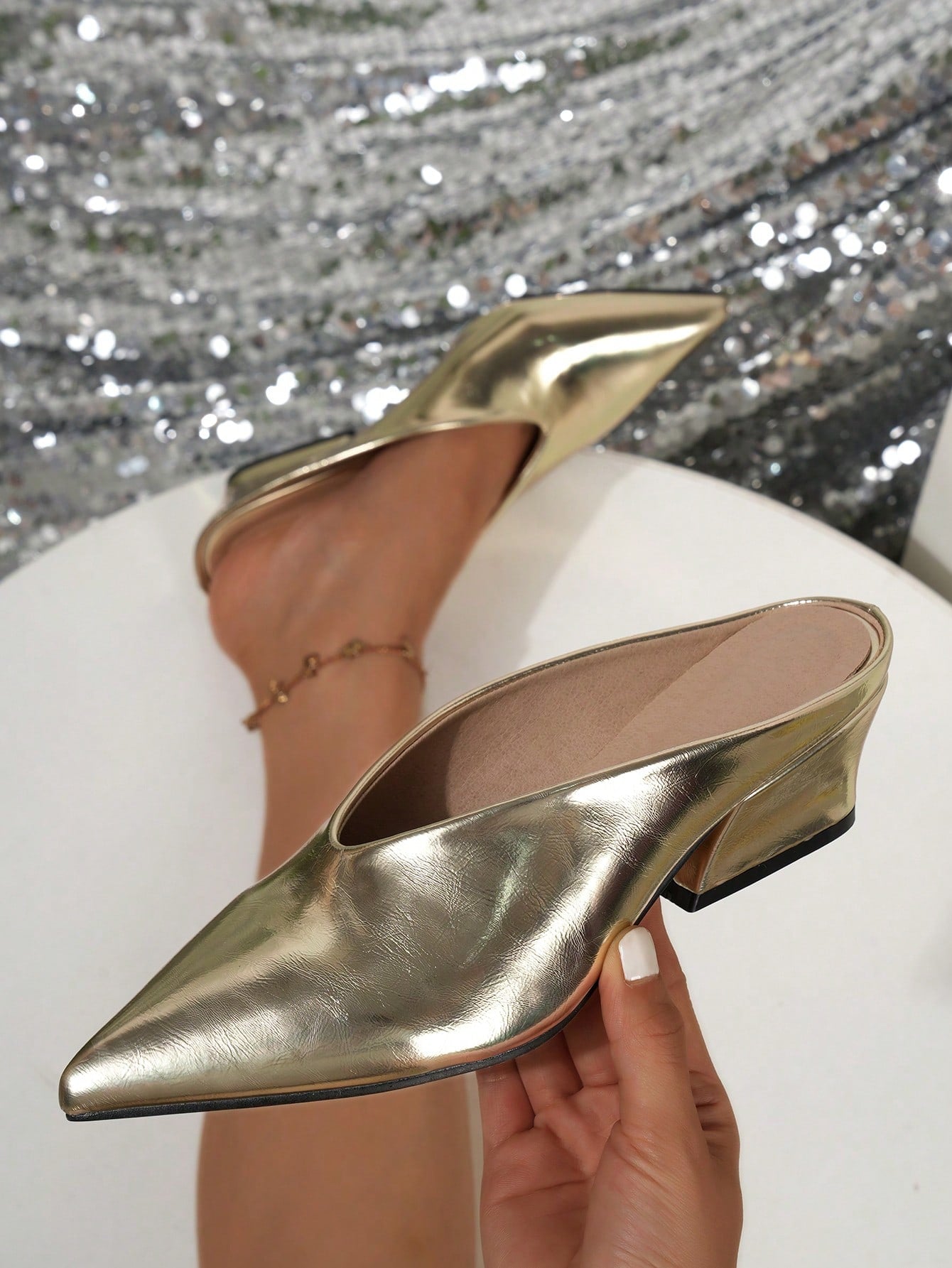Classic And Elegant Pointed Toe Mule Shoe With Chunky Heel And Deep Vamp For Women's Daily And Banquet Outfits, Spring/Summer, Silver PU Leather, Comfortable And Wide Fitting With Simple And Minimalist Design, Open Back