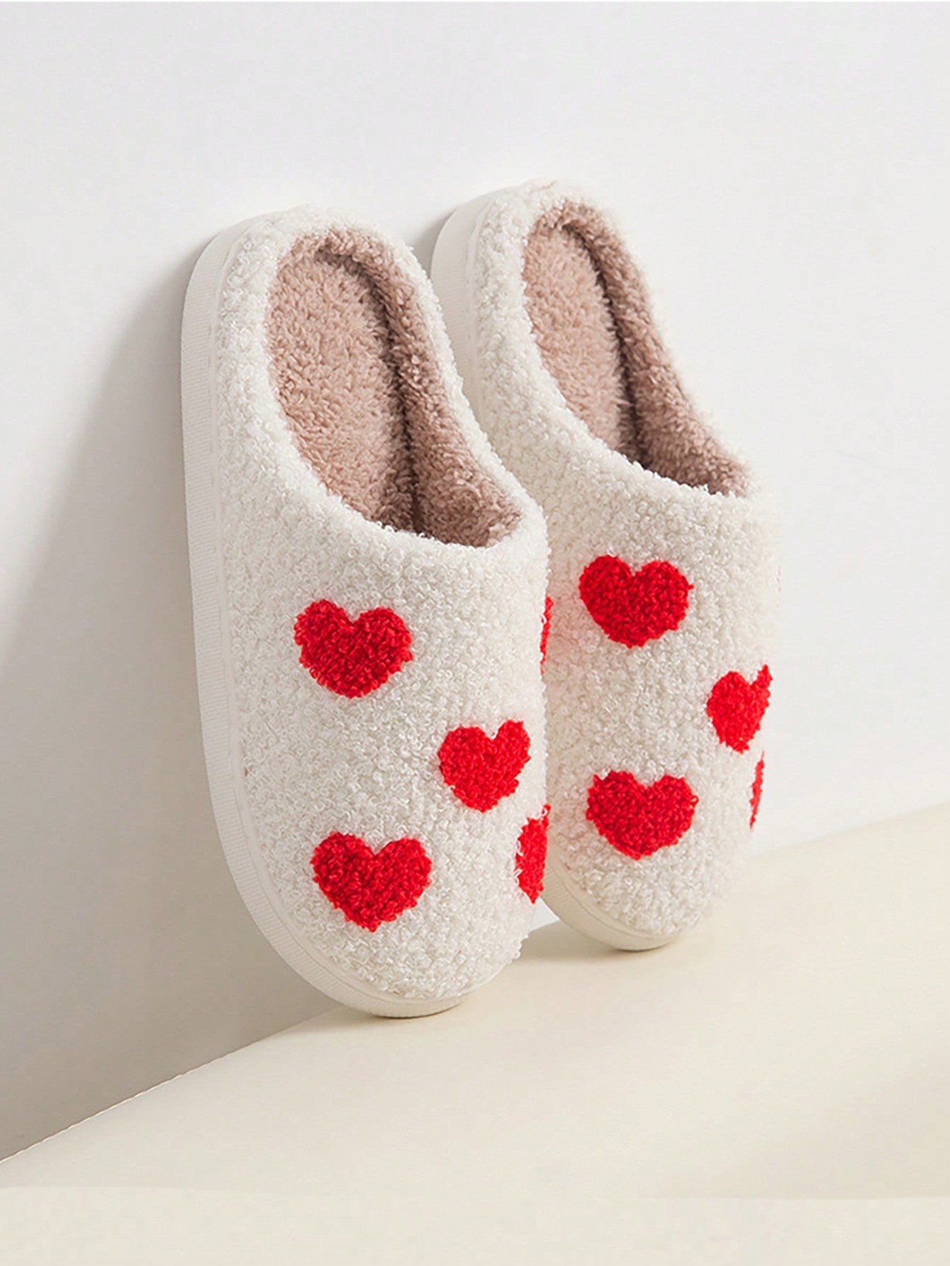 Women's Black Skull Decor Flat Indoor Slippers With Closed Toe, Winter Home Slippers
