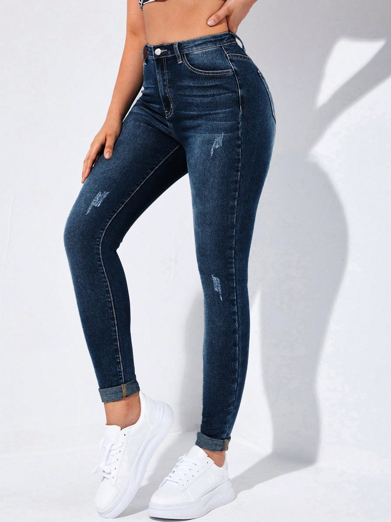 Casual Slim Fit Skinny Jeans In Solid Color