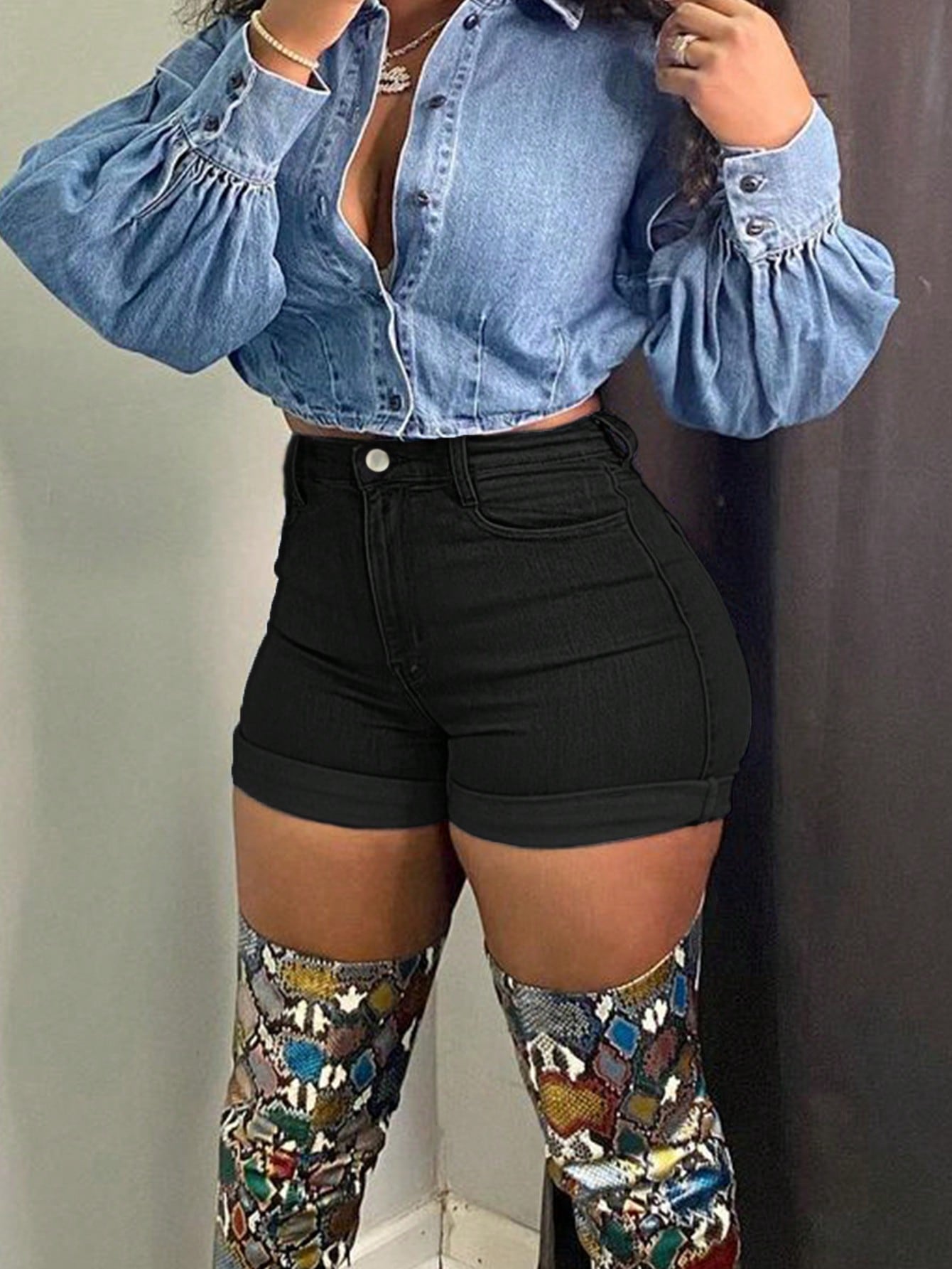 Rolled Hem Basic Denim Shorts