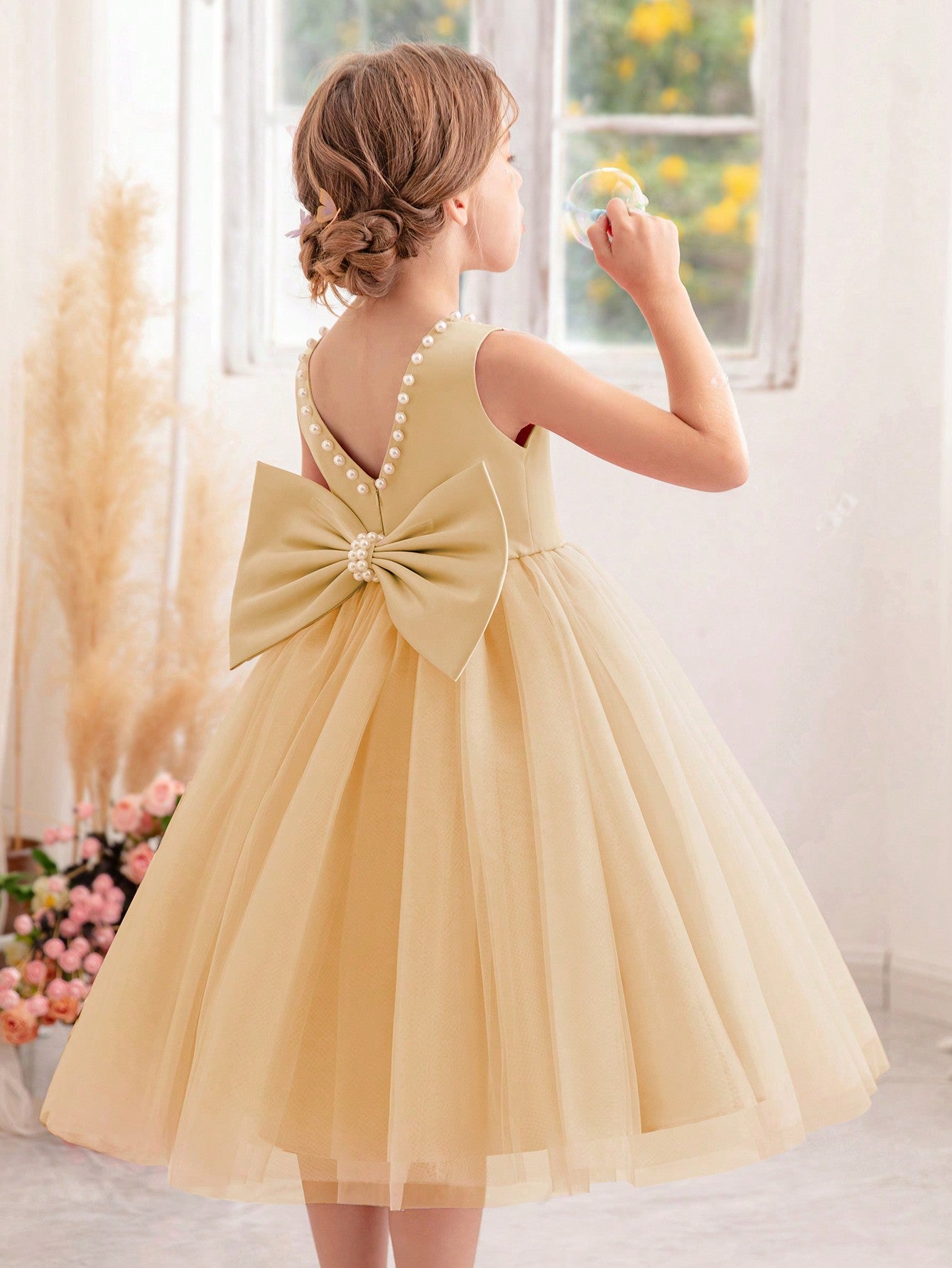 Young Girl Pearl Decorated Bowknot Back Deep V Dress Princess Dress Suitable For Girls Birthday Party Prom Party Festival Celebration Wedding Flower Girl Stage Performance Costume