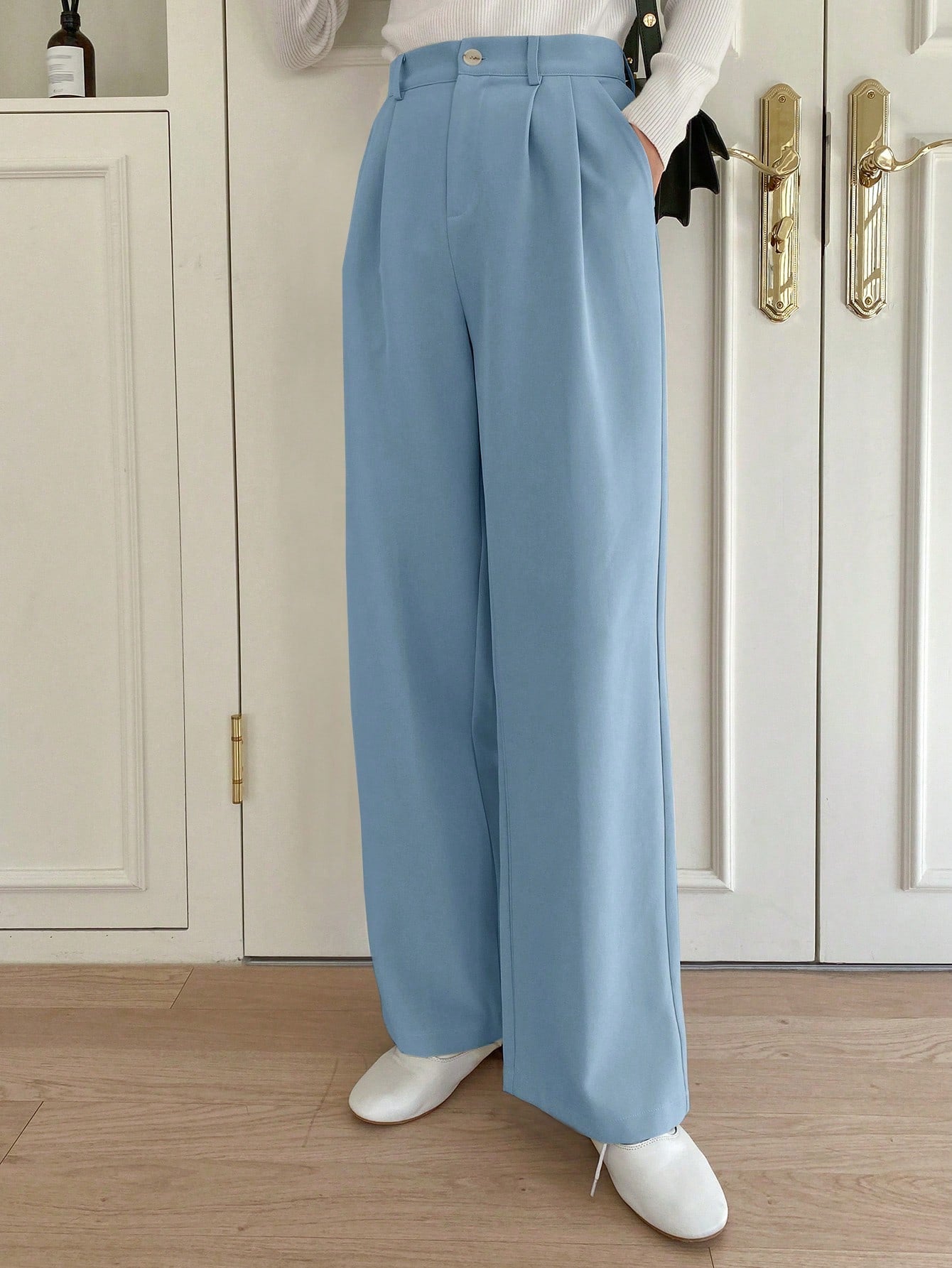 Casual Solid Color Pleated Straight Suit Trousers