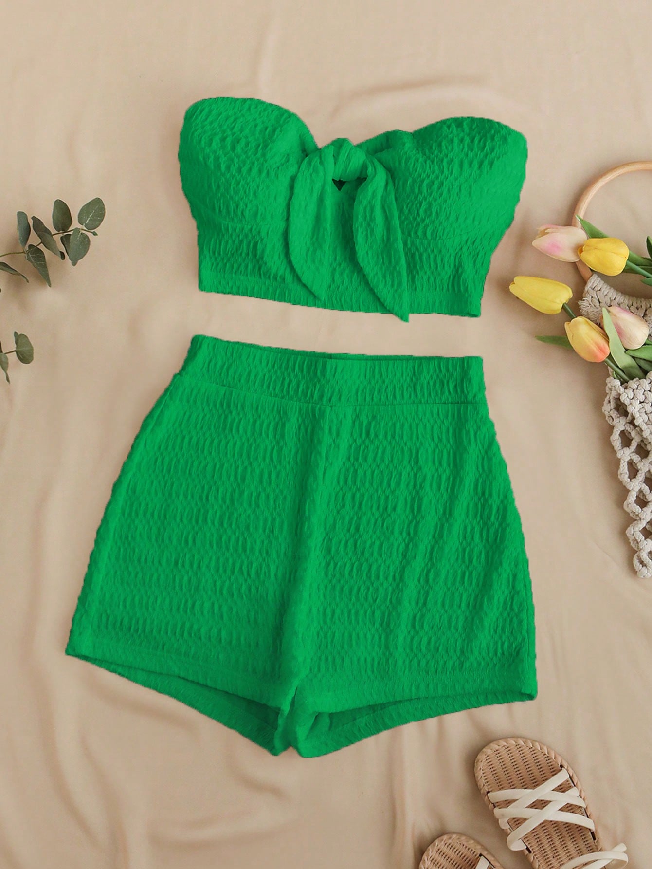 Summer Solid Texture Bandeau Top And High-Waisted Shorts Casual Vacation Two Piece Set