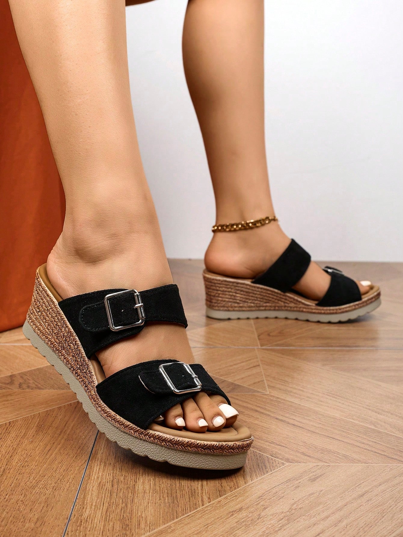 Casual And Stylish Double-Buckle Peep-Toe Wedge Sandals With Thick Soles For Women
