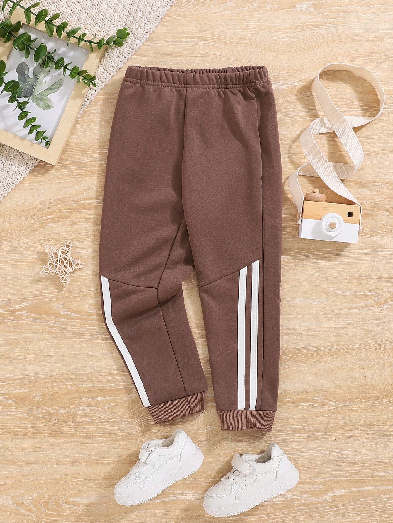 Boys' Casual Sportswear With Color-Block Decorative Woven Belt, 2 Pcs Spring/Summer/Autumn/Winter Outfits, Suitable For Outdoor Activities And Various Occasions, Simple And Versatile Design, Comfortable To Wear