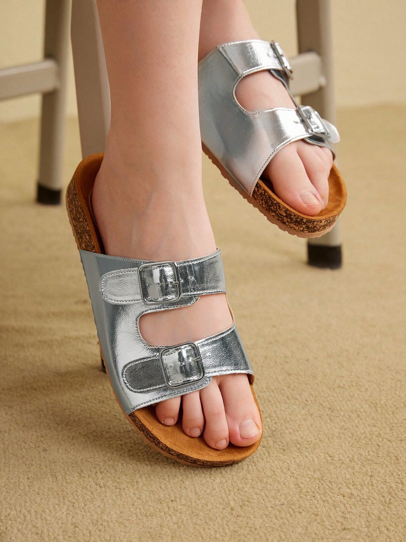 Styleloop Women's Fashionable Brown Open Toe Clip-Toe Comfortable Flat Sandals With Strappy Closures For Spring/Summer Vacation Boho Feels Vintage Cottagecore Frenchy Shoes