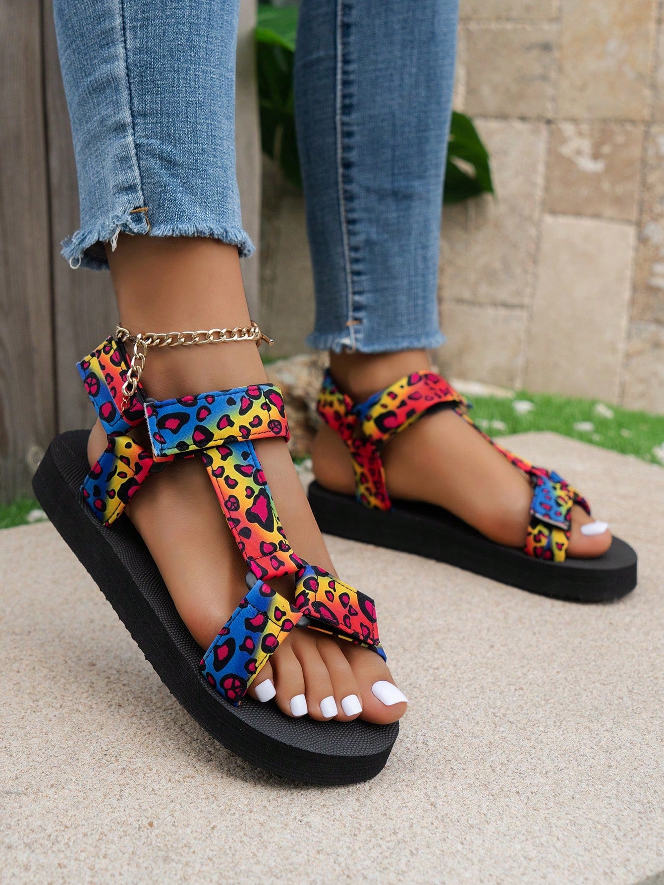 Women Plus Size Flat Sandals, European And American Style New Thick-Soled Printed Open Toe Beach Shoes, Comfortable Soft Bottom Outdoor Seaside Sandals For Summer