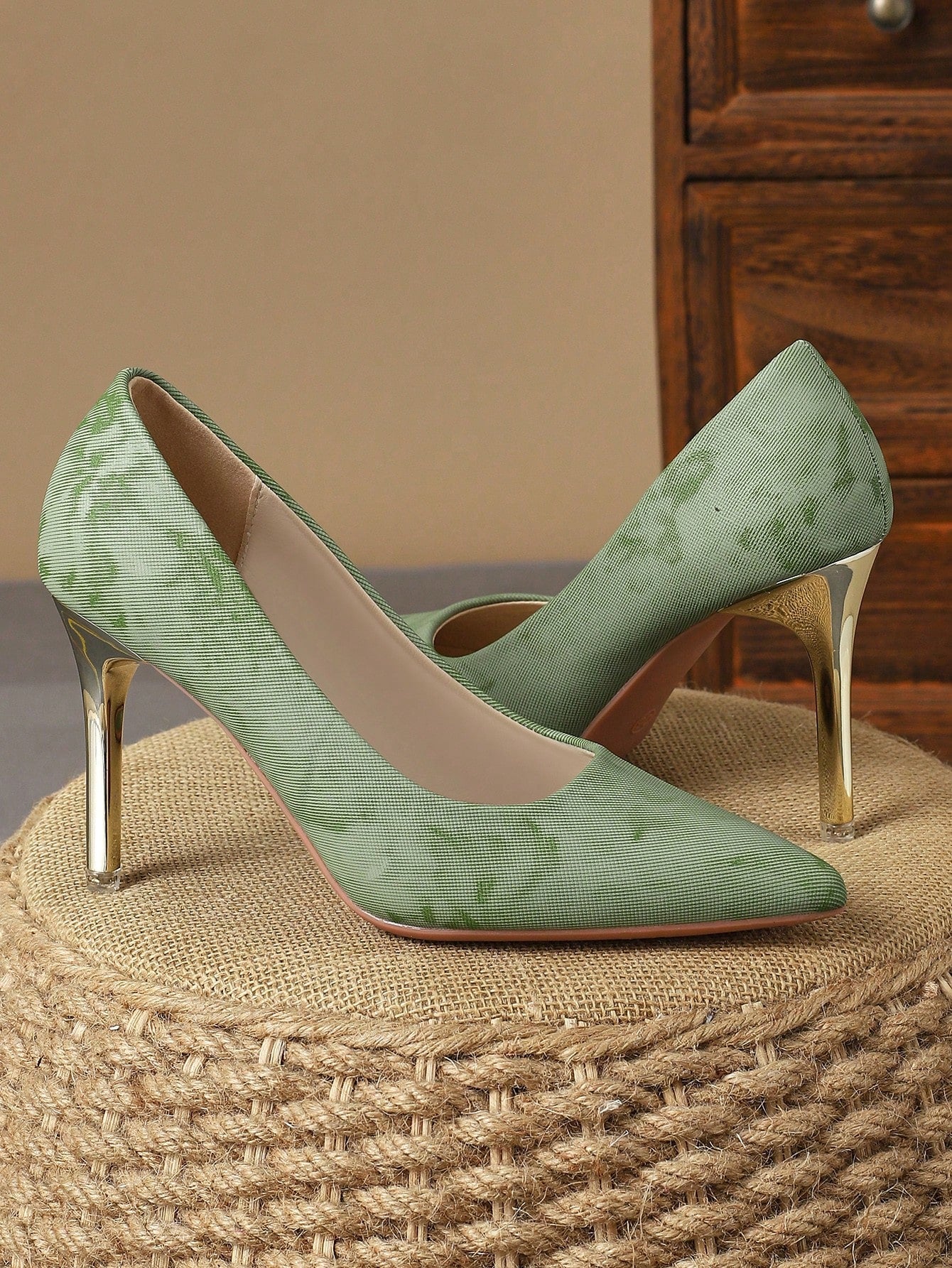 Women's Comfortable Pointed Toe Shallow Mouth Nine-Centimeter High Heel Pumps, Fashionable Vintage Blue Color, Casual Shoes With High-End Feel