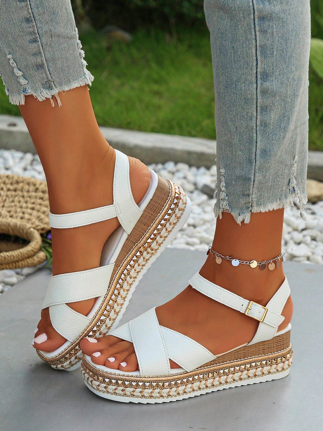 Women's Plus Size Cross Strap Wedge Sandals With Thick Soles, Increased Height, And Rose Red Color, Ideal For Daily Wear, Outdoor, And Foreign Trade In Summer, With Buckle Straps