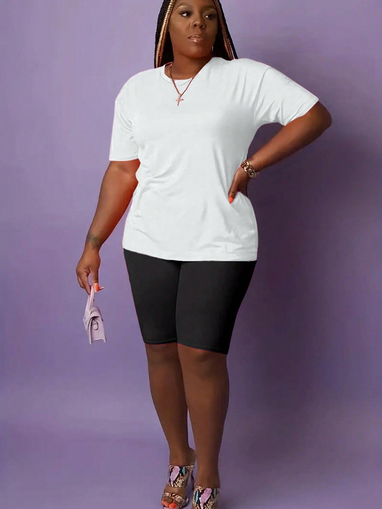 Plus Size Solid Color Short Sleeve And Shorts Slim Fit Two Piece Set For Summer