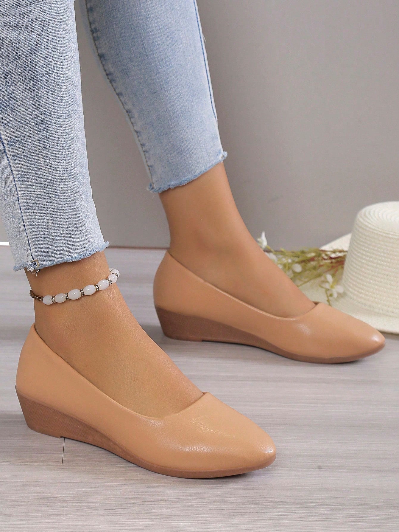 New Summer Wedge Heel Black Professional Work Shoes For Women, Flat Shallow Mouth Leather Shoes, Suitable For Work And Hotel, Wedge And Loafer Styles