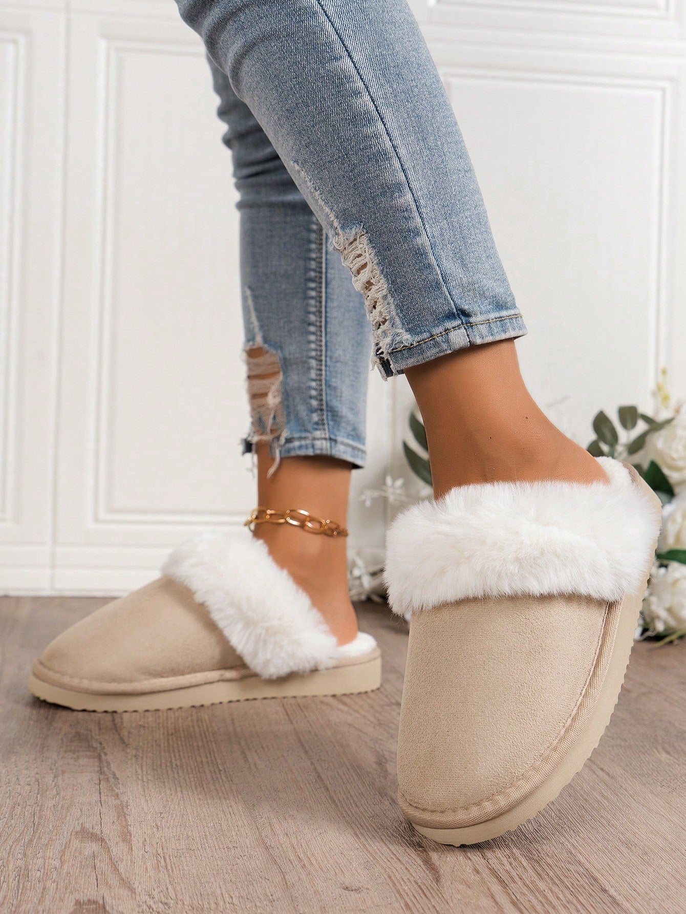 Solid Color Women's Fashionable And Casual, Anti-Slip Soft And Comfortable, Thick-Soled Home Indoor/Outdoor Plush Slippers With Closed Toe And Arch Support, For Autumn/Winter