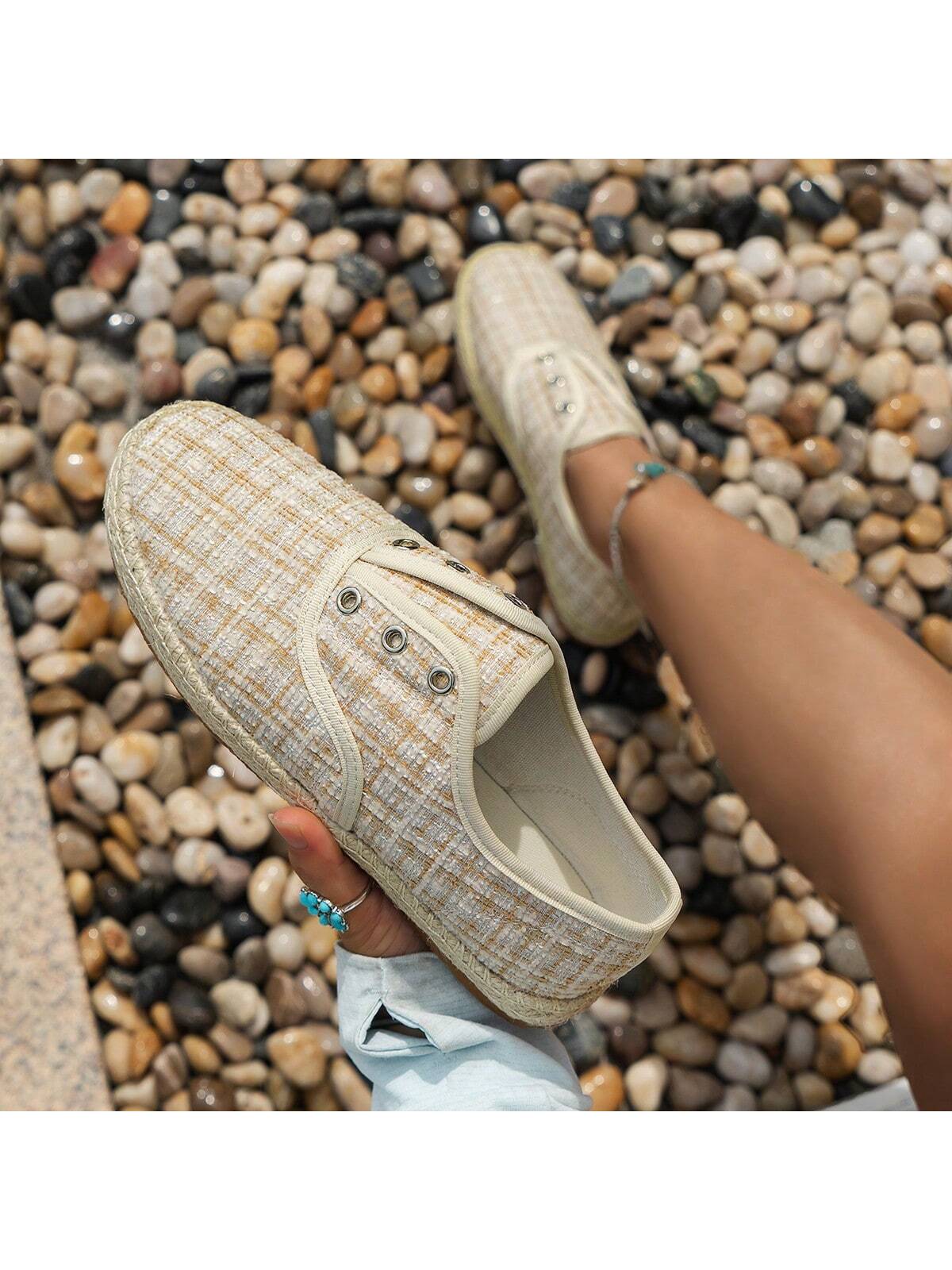 2024 Vintage Flat Jute Rope Lightweight Breathable Solid Color Trendy Shoes For Summer