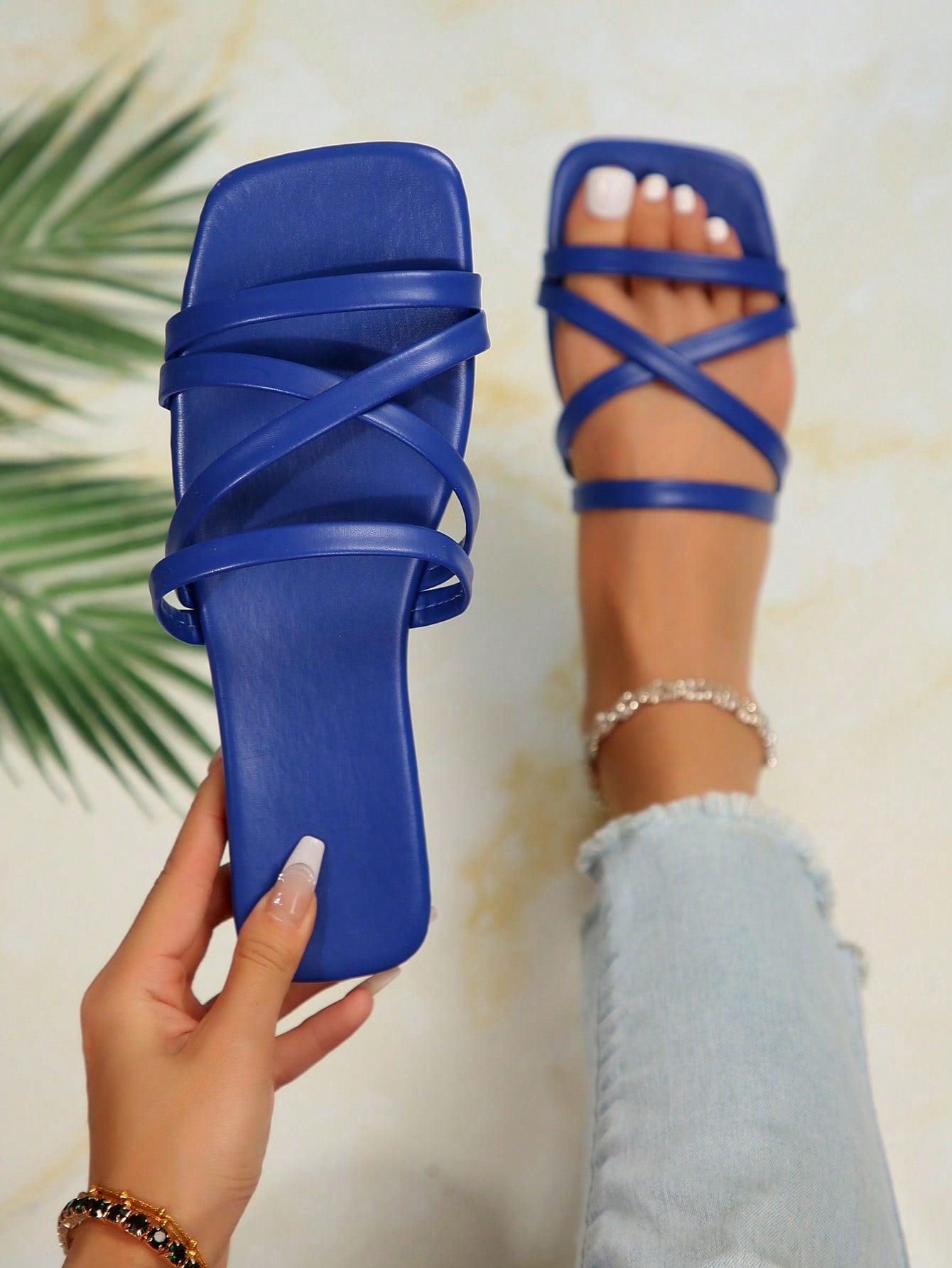 Women's Summer Open Toe Red Flat Sandals With Ankle Straps - Vintage & Minimalist Style With Thin Straps - Suitable For Beach Vacation - Anti-Slip Women's Flat Sandals