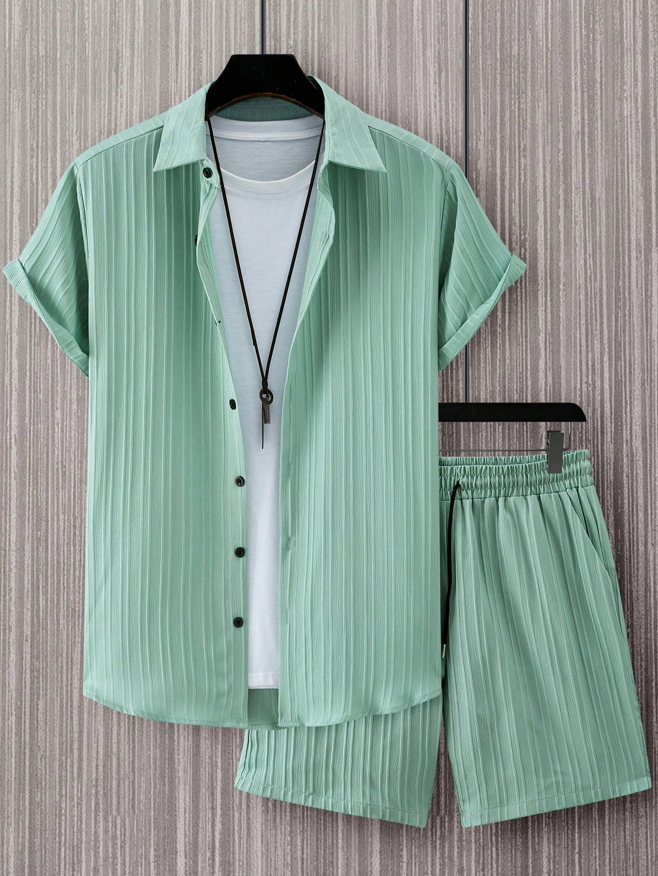 Men's Plus Size Vacation Casual Solid Color Short Sleeve Shirt And Shorts Set