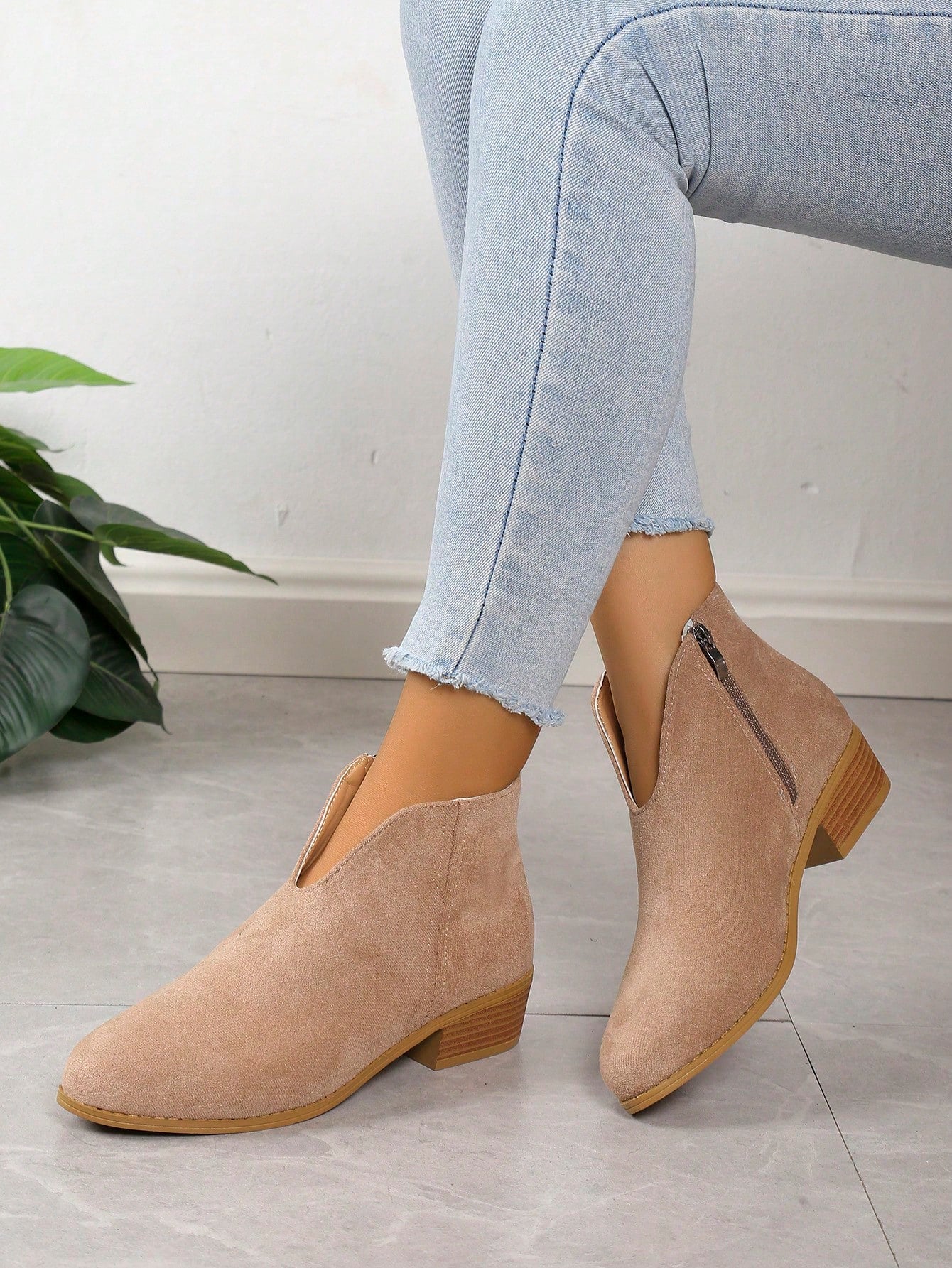 Women's Square Heel Low Heel Shoes Side Zipper Decor Vintage Slip-On Ankle Boots Casual Versatile Outdoor Flat Shoes Round Toe Low Heel Ankle Boots Fashionable Versatile Short Boots
