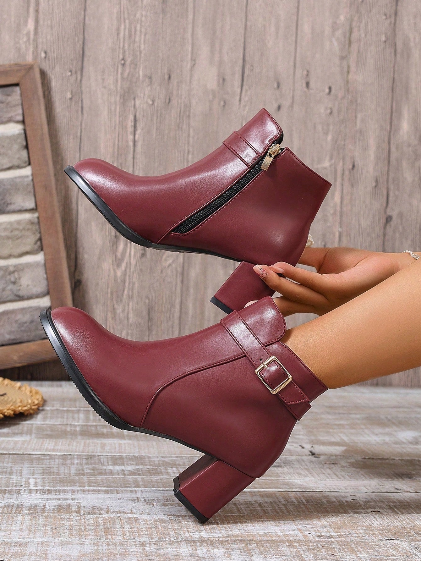Chunky Heel Round Toe Medium Ankle Boot, Fashion Comfortable And Slimming Bootie For Winter