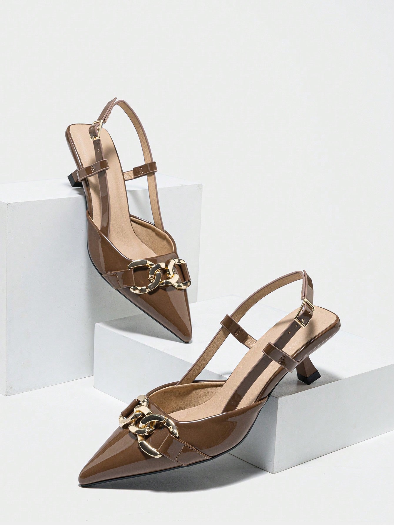 Women's Solid Color Pointed Closed Toe Back Strap Kitten Heels Shoes, Elegant & Comfortable For Daily Wear, Outdoor Activities & Commuting, Burgundy PU High Heels For Spring And Summer